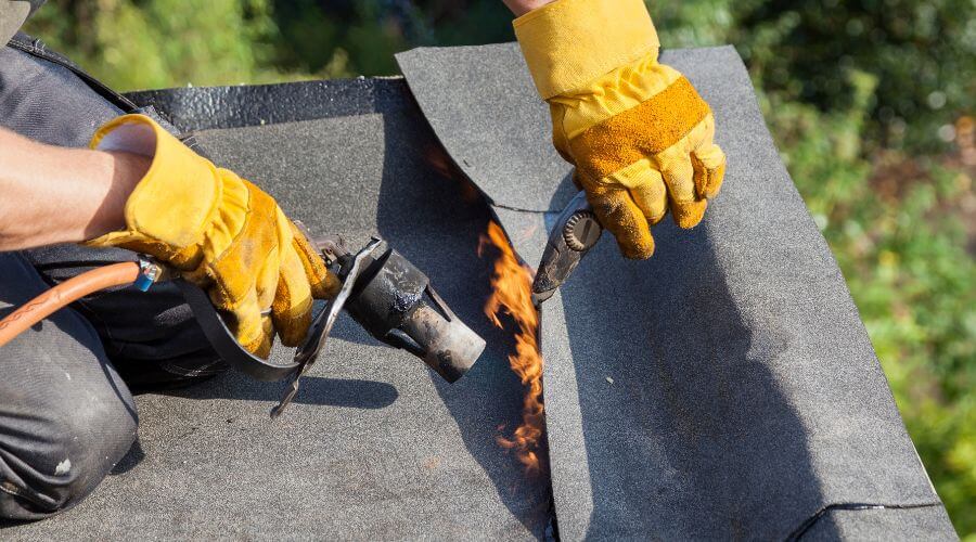 Professional residential roofers in Woodbine, GA